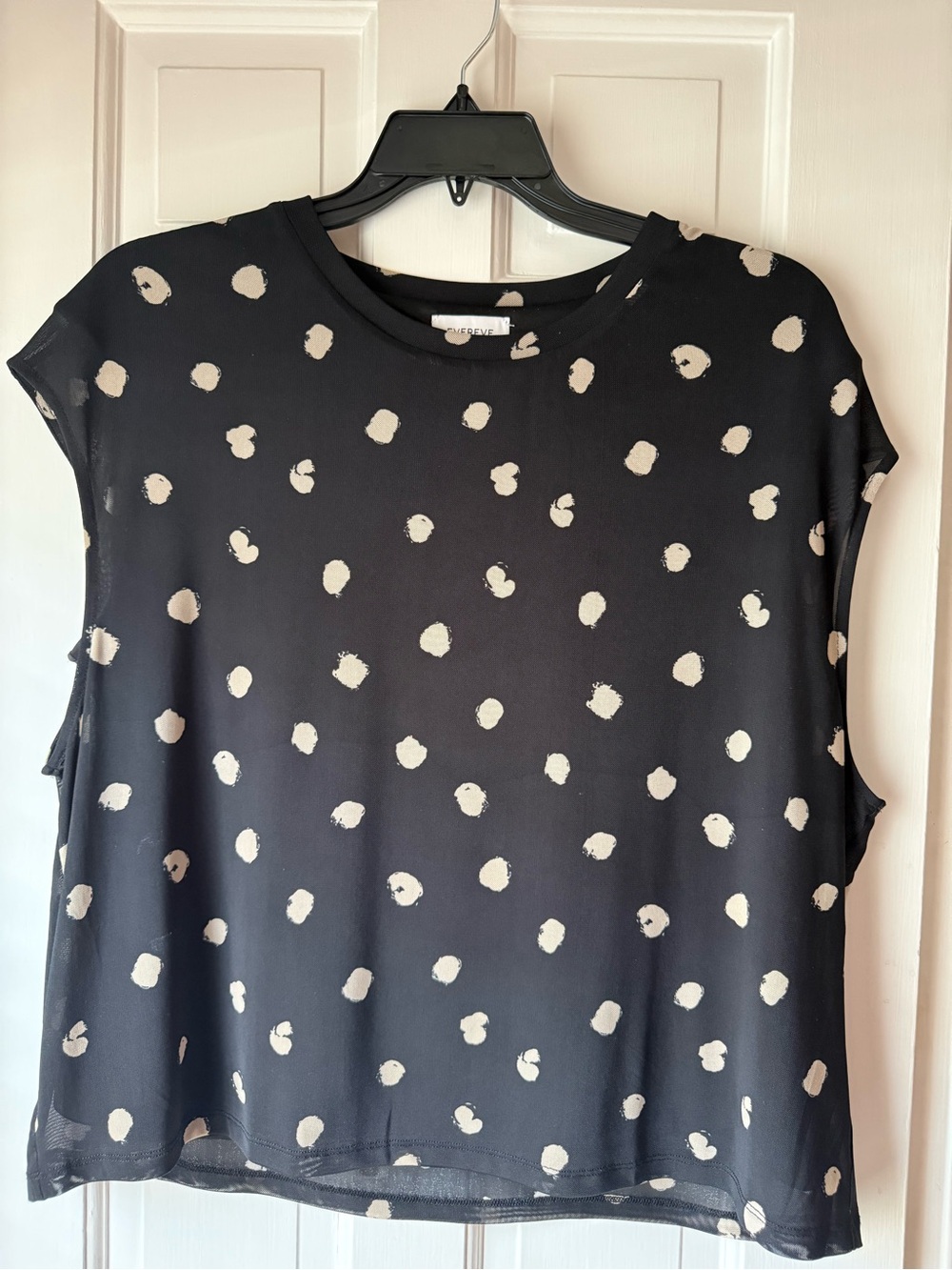 Evereve Black Top with Cream pattern XL